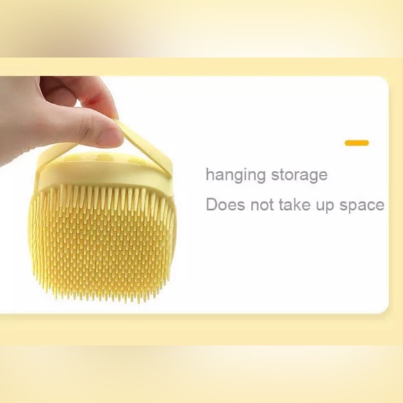 Pet Bath Brushes Massage Shampoo
Dispenser Available in Pink, Yellow and Green - Picture 9 of 15